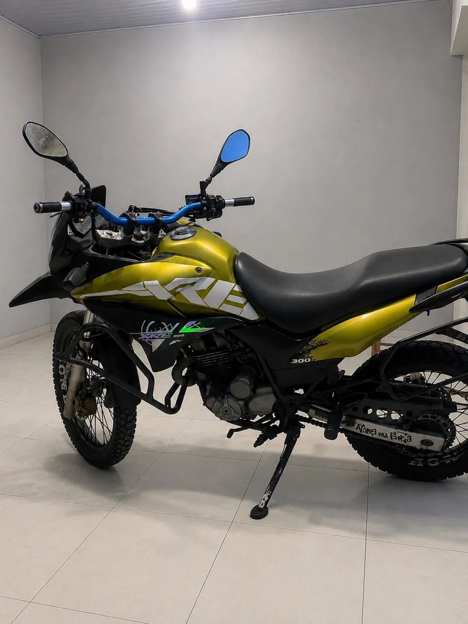 XRE 300 2012