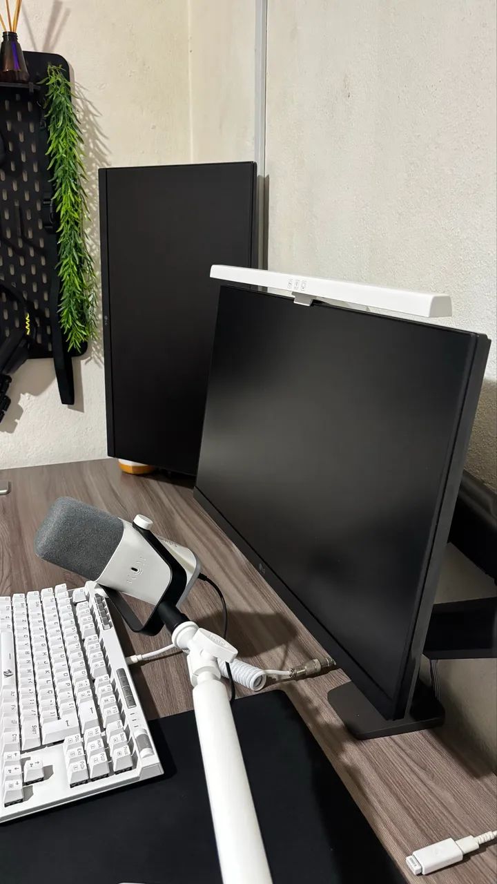 LG UltraGear 24, 180 Hz - Foto 2