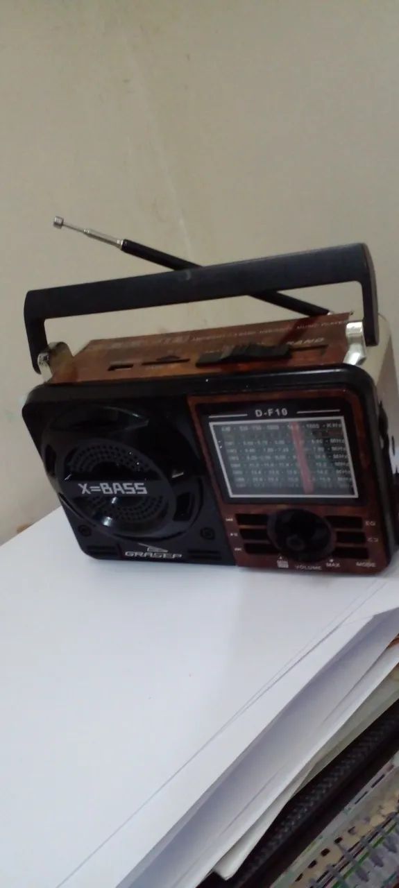 Rádio antigo 