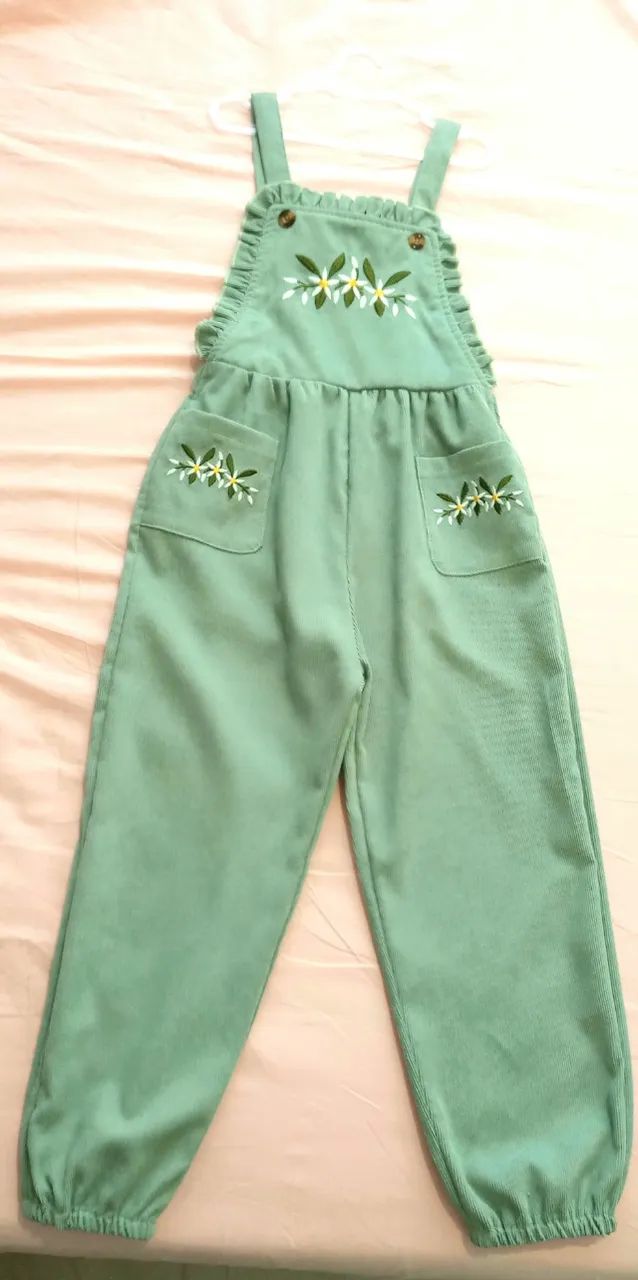 Macacão verde infantil