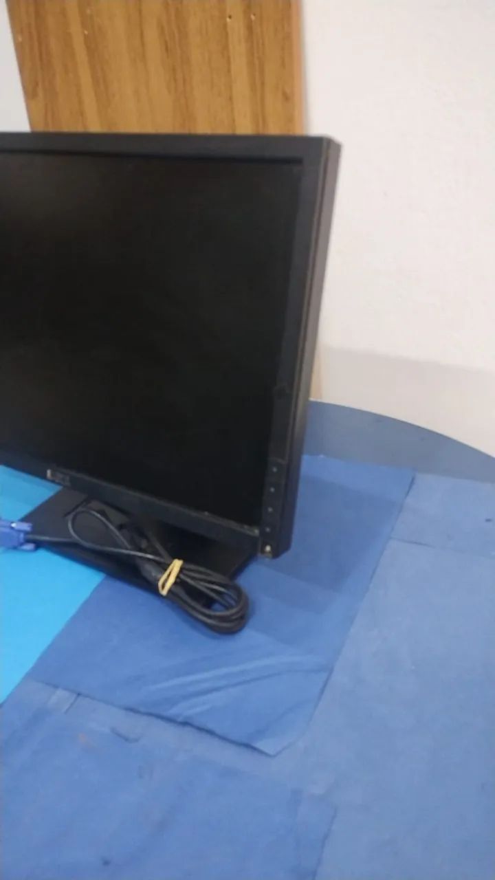 MONITOR DELL 19.5 POLEGADAS LCD _ E1910C - Foto 2