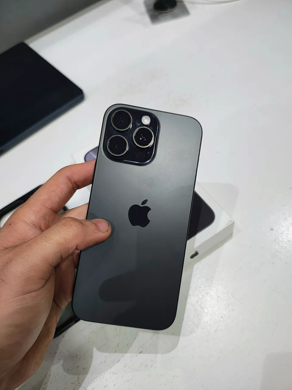 Troco IPhone 16 Pro Max 256GB - Foto 2