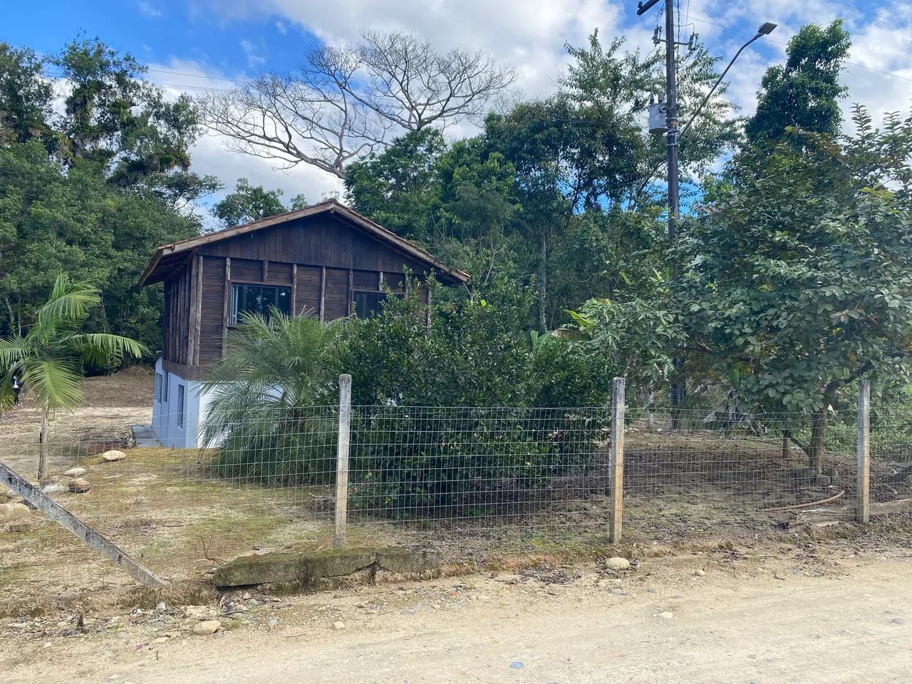 Linda chacara com rio nos fundos - Foto 2