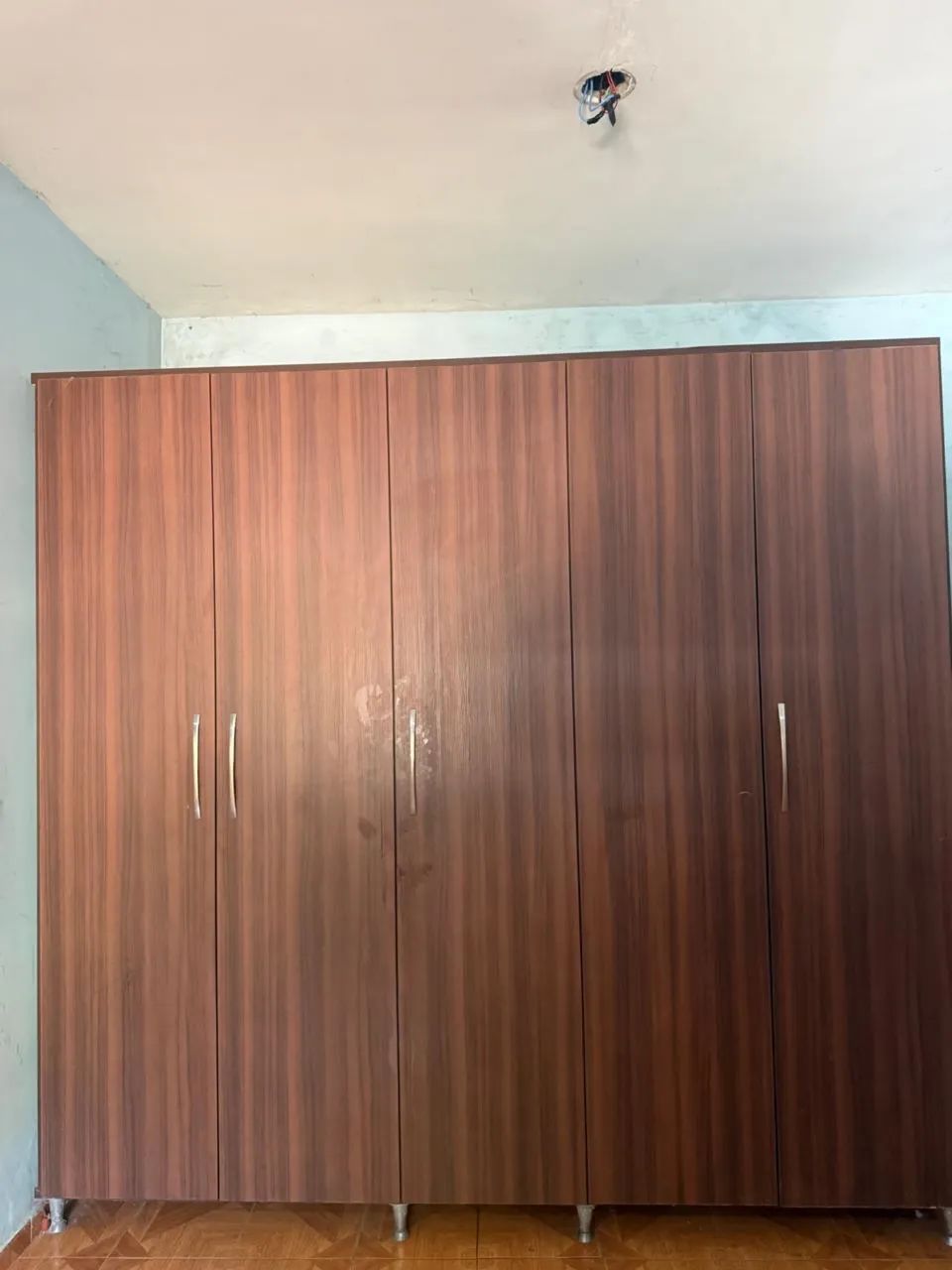 Guarda roupa 6 portas  - Foto 2