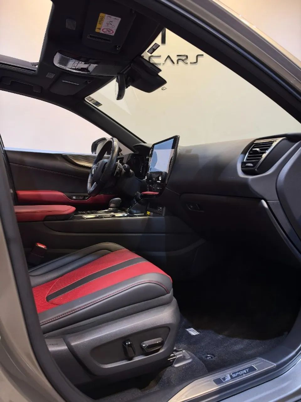 Lexus NX-350h F-sport 2.5 16V Aut. (hybrid), foto 20 de 20