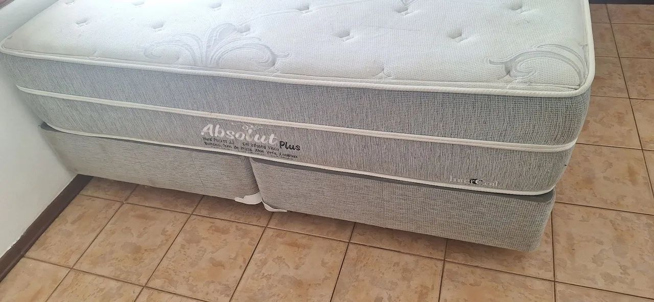 Cama box king size  com cabeceira  - Foto 4