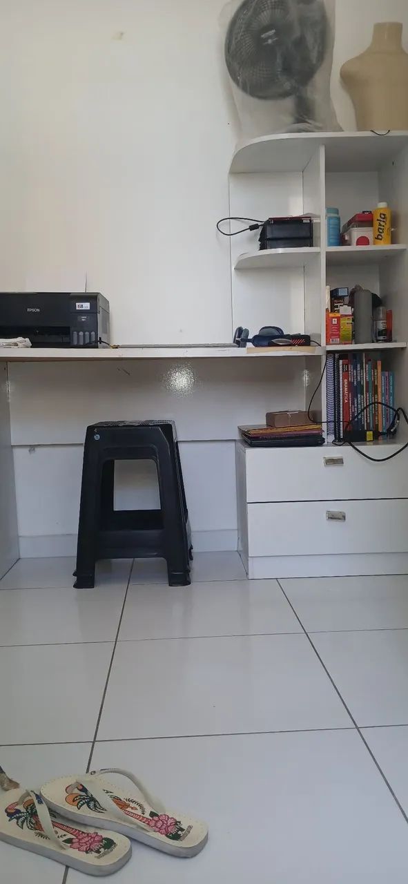 Escrivaninha usada