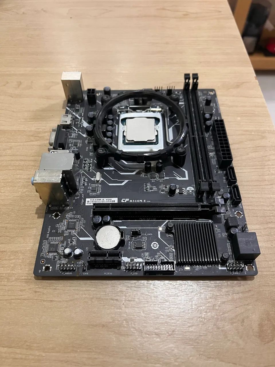 Kit Placa Mãe H310M-E + Processador i3-9100F - Foto 2