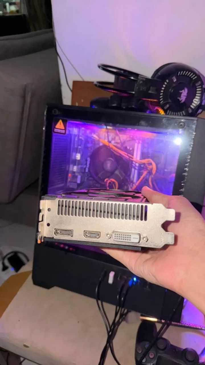 RX 580 8GB RAM - Foto 2