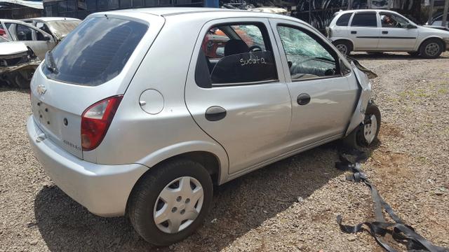 Sucata Celta 2013 para retirada de peças