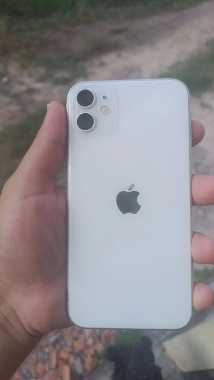 iPhone 11 