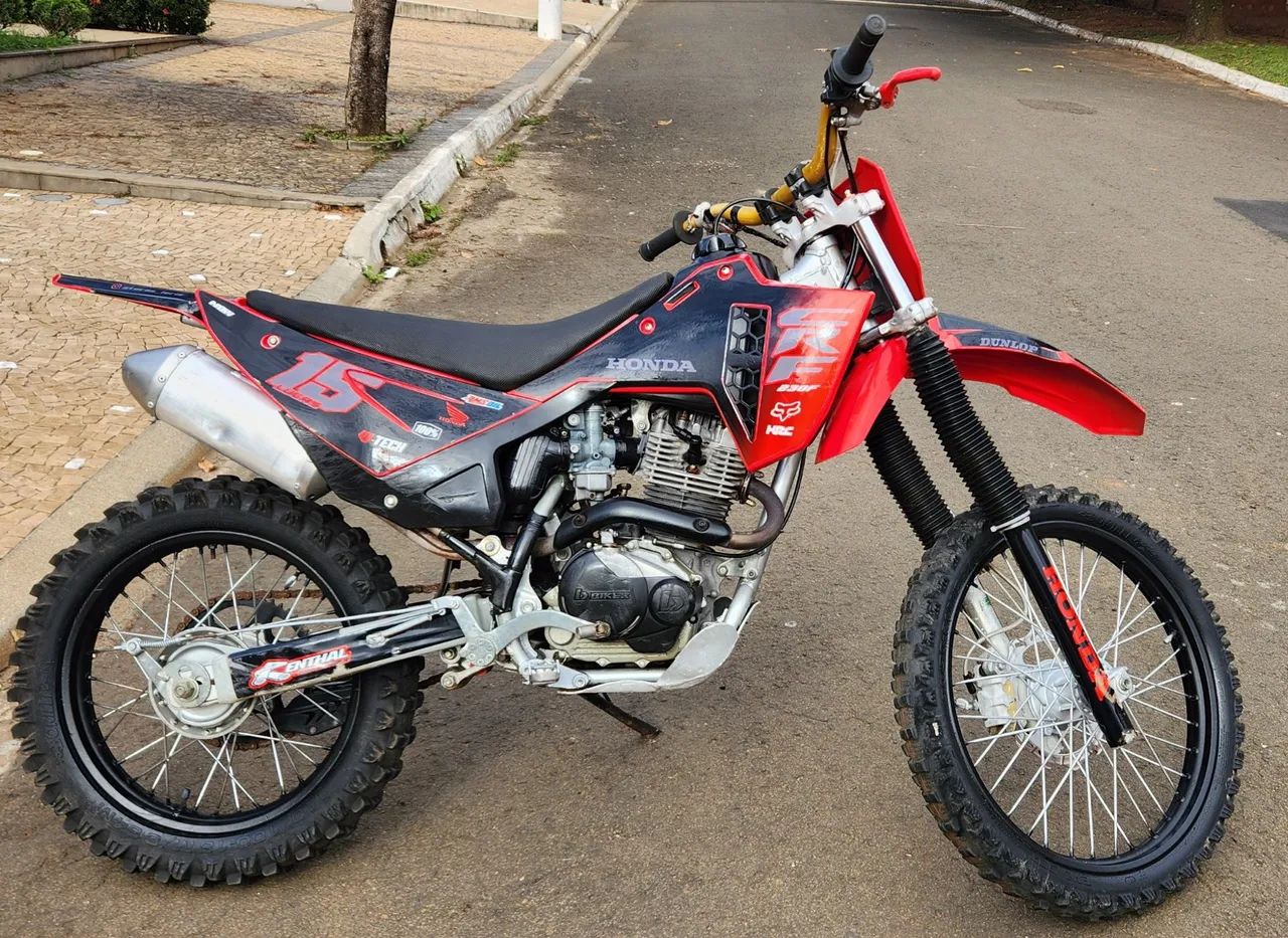 Honda CRF 230 ano 2012 - Foto 3