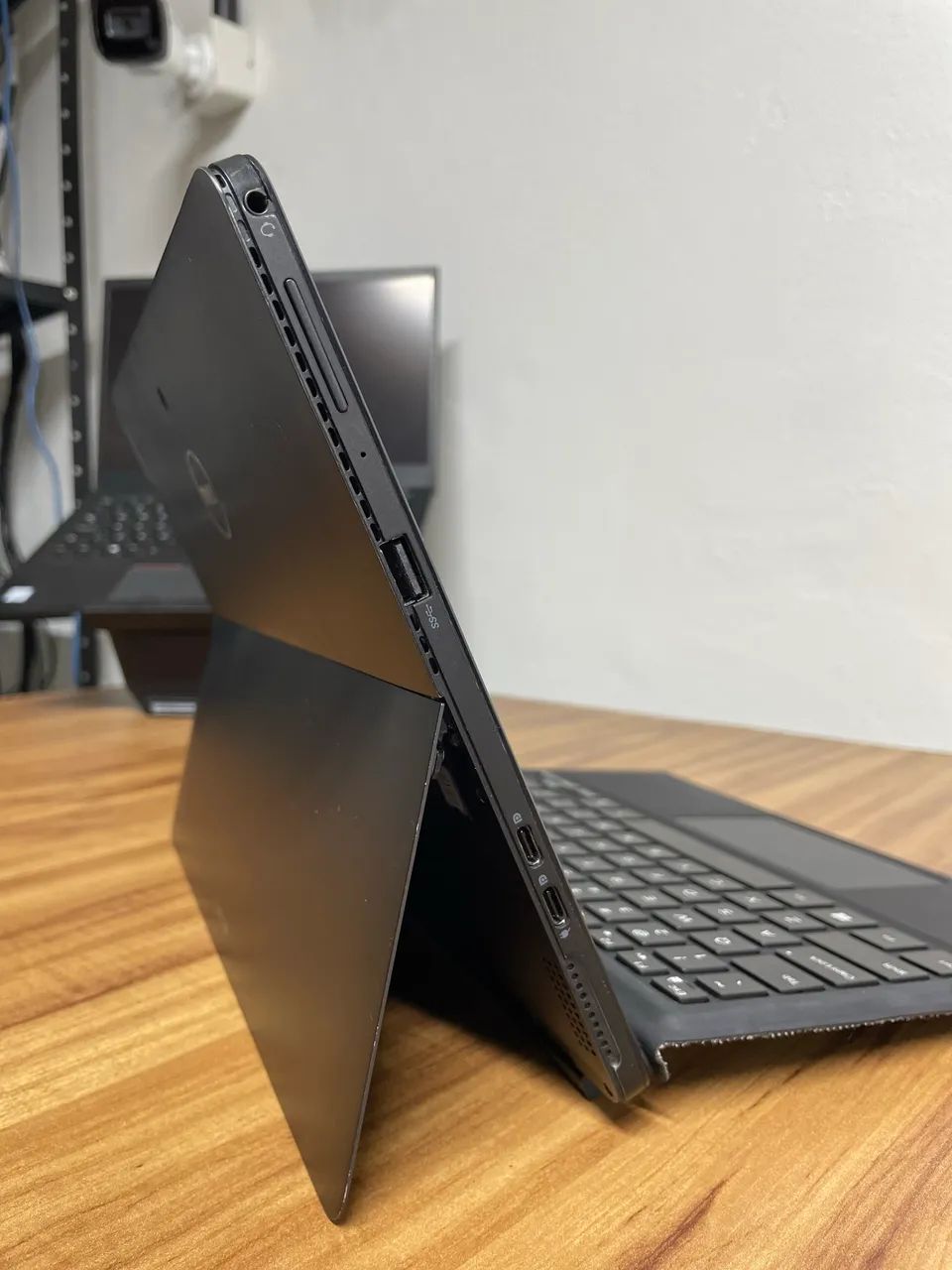 NOTEBOOK/TABLET DELL i7 7aG 16GB de MEM SSD 256GB - Foto 2
