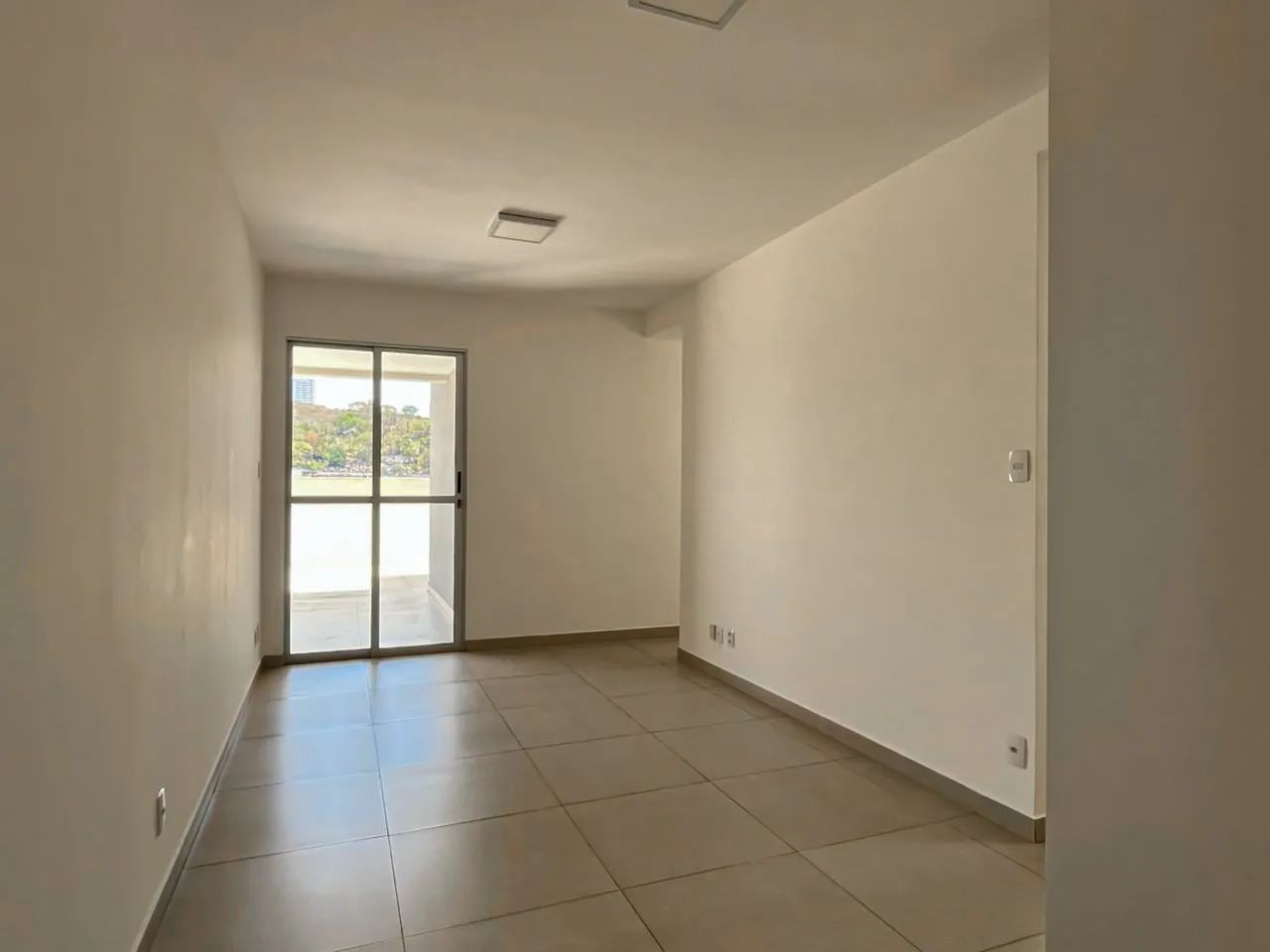 Garden com ampla área externa e vaga para venda - Foto 2