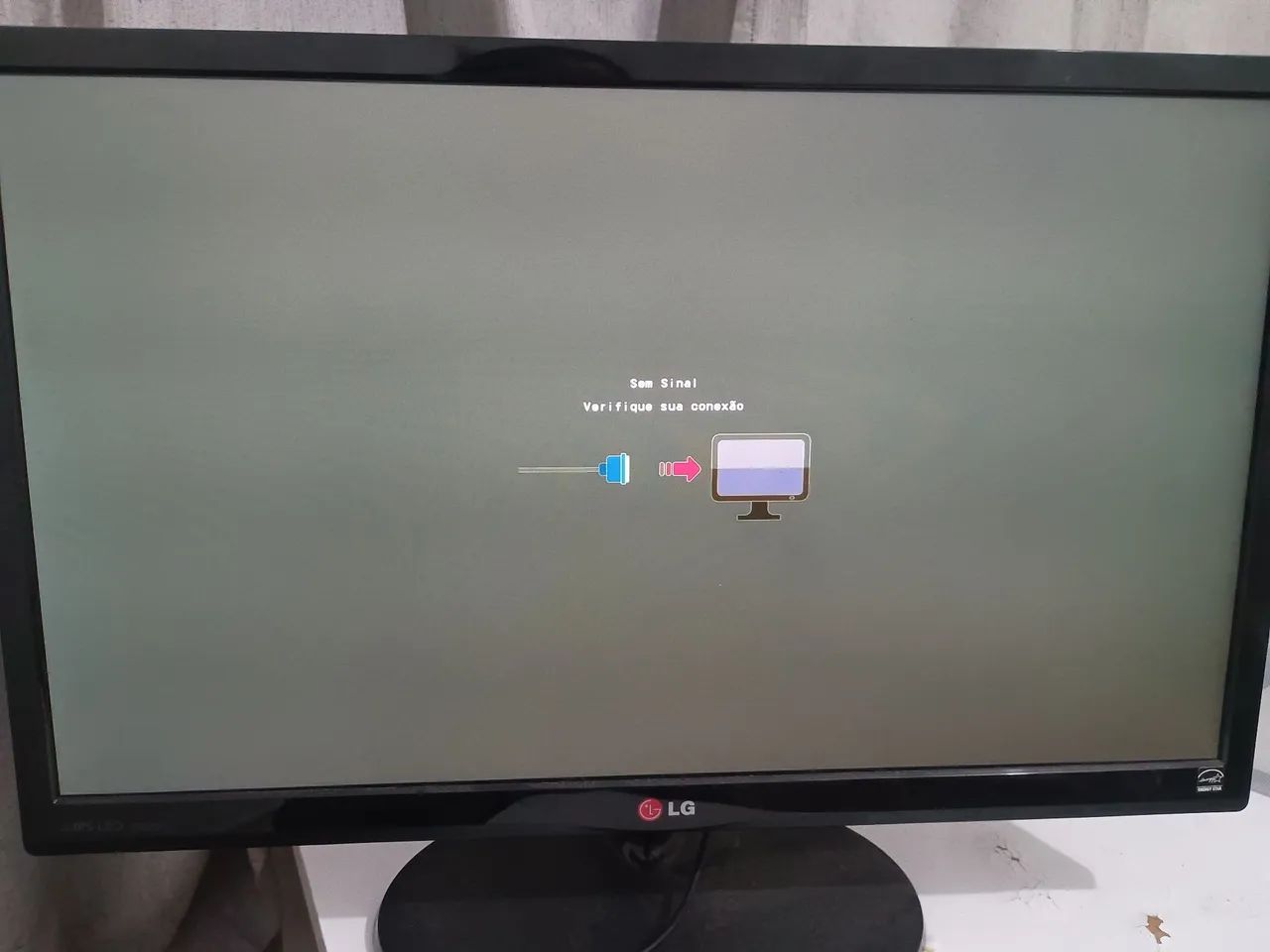 Monitor LG Flatron 23EA53V-P, 23" - Foto 4