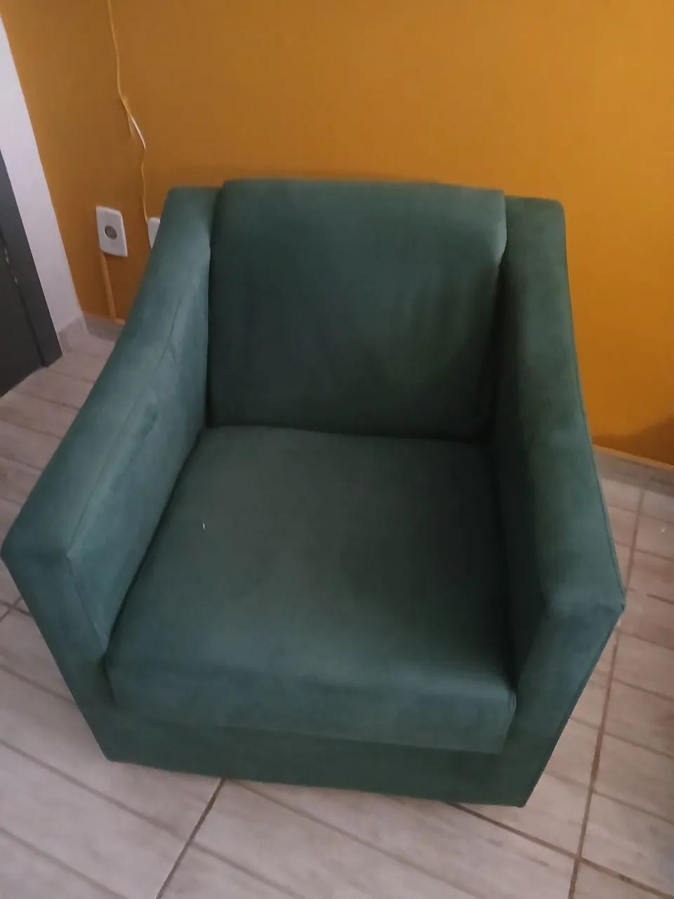 Poltrona nunca usada
