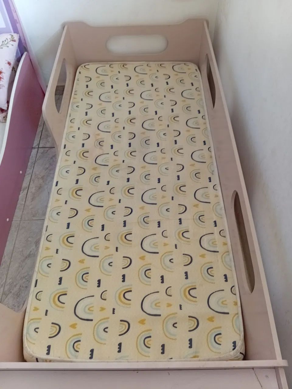 CAMA INFANTIL DE MENINA COM COLCHÃO 