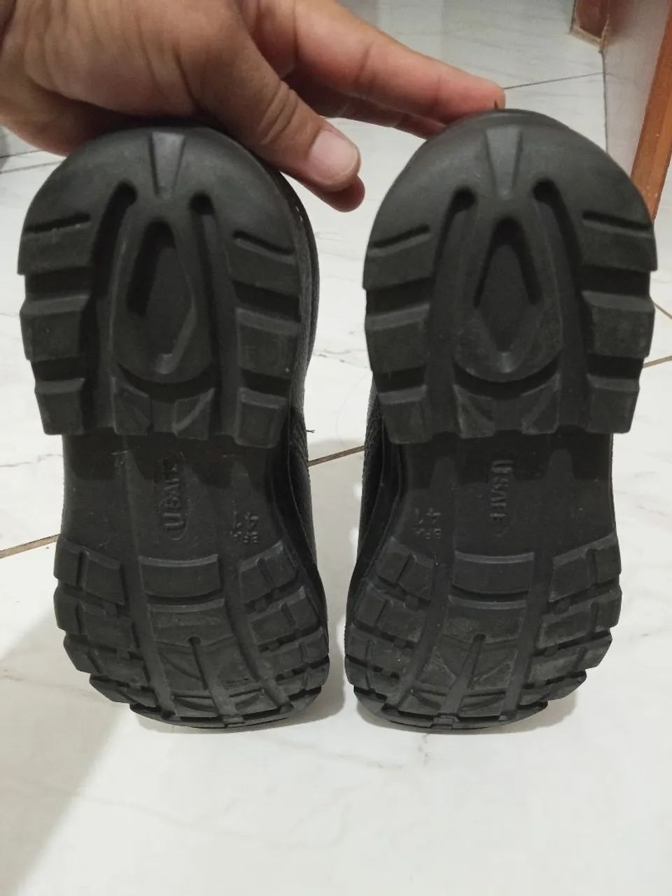 Bota de trabalho. - Foto 2