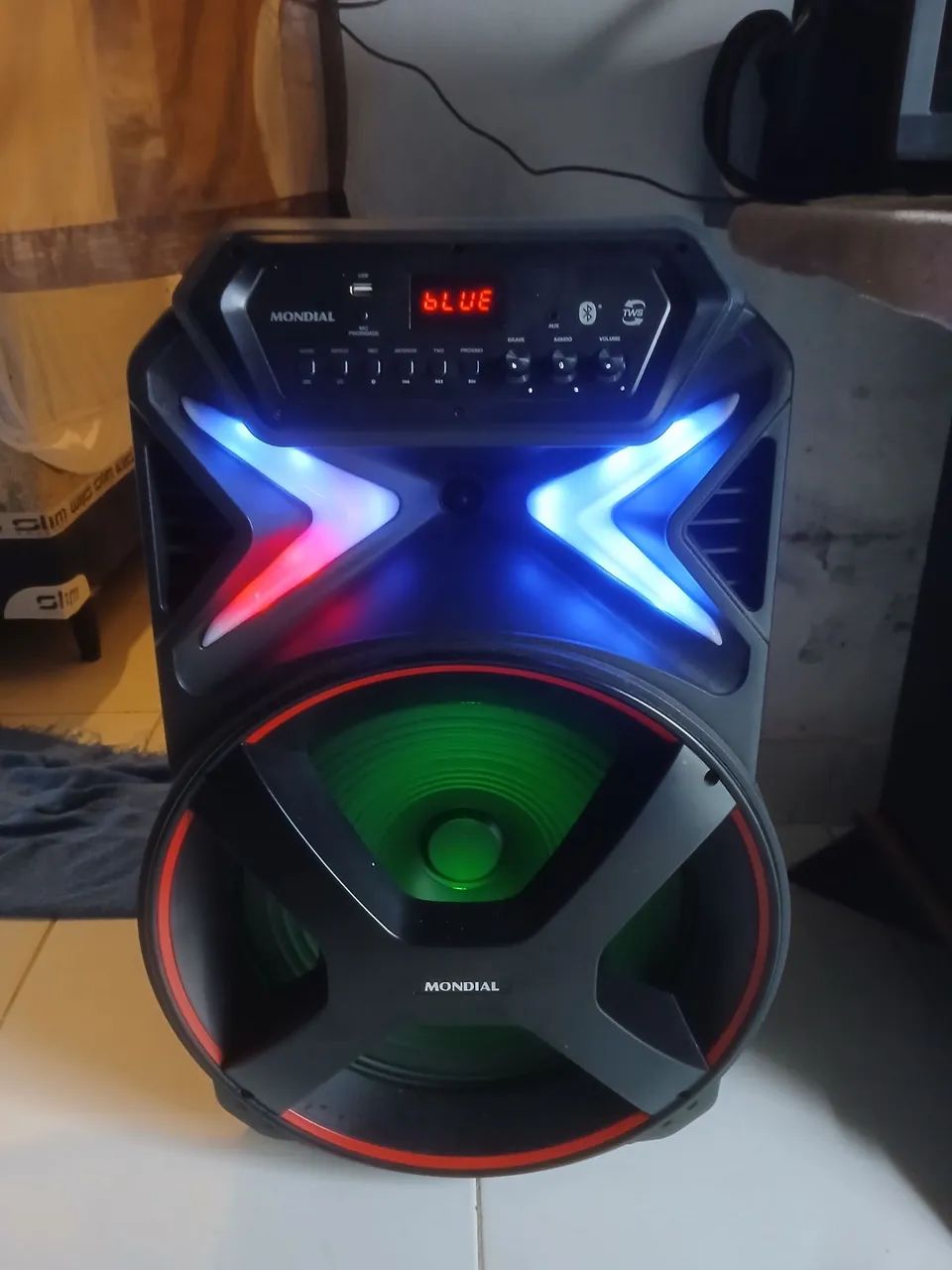 Caixa de som mondial CM-700 