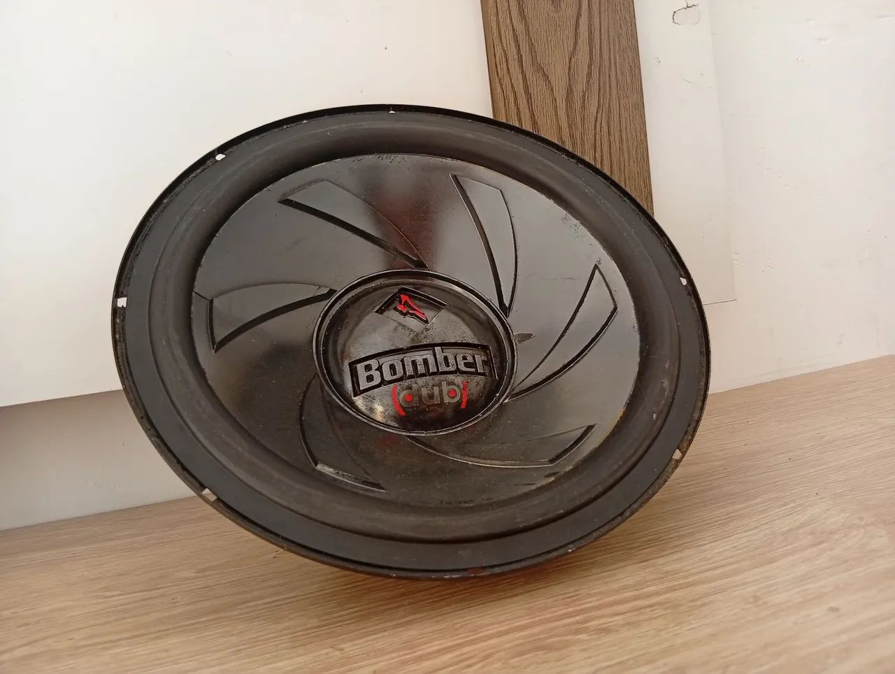 Subwoofer Bomber sub 200 e RMS . - Foto 3