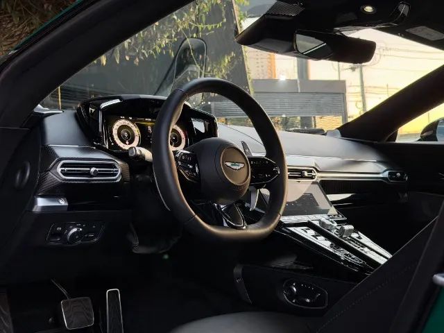 Aston Martin Vantage S Coupe 4.0 V8 680cv, foto 11 de 20