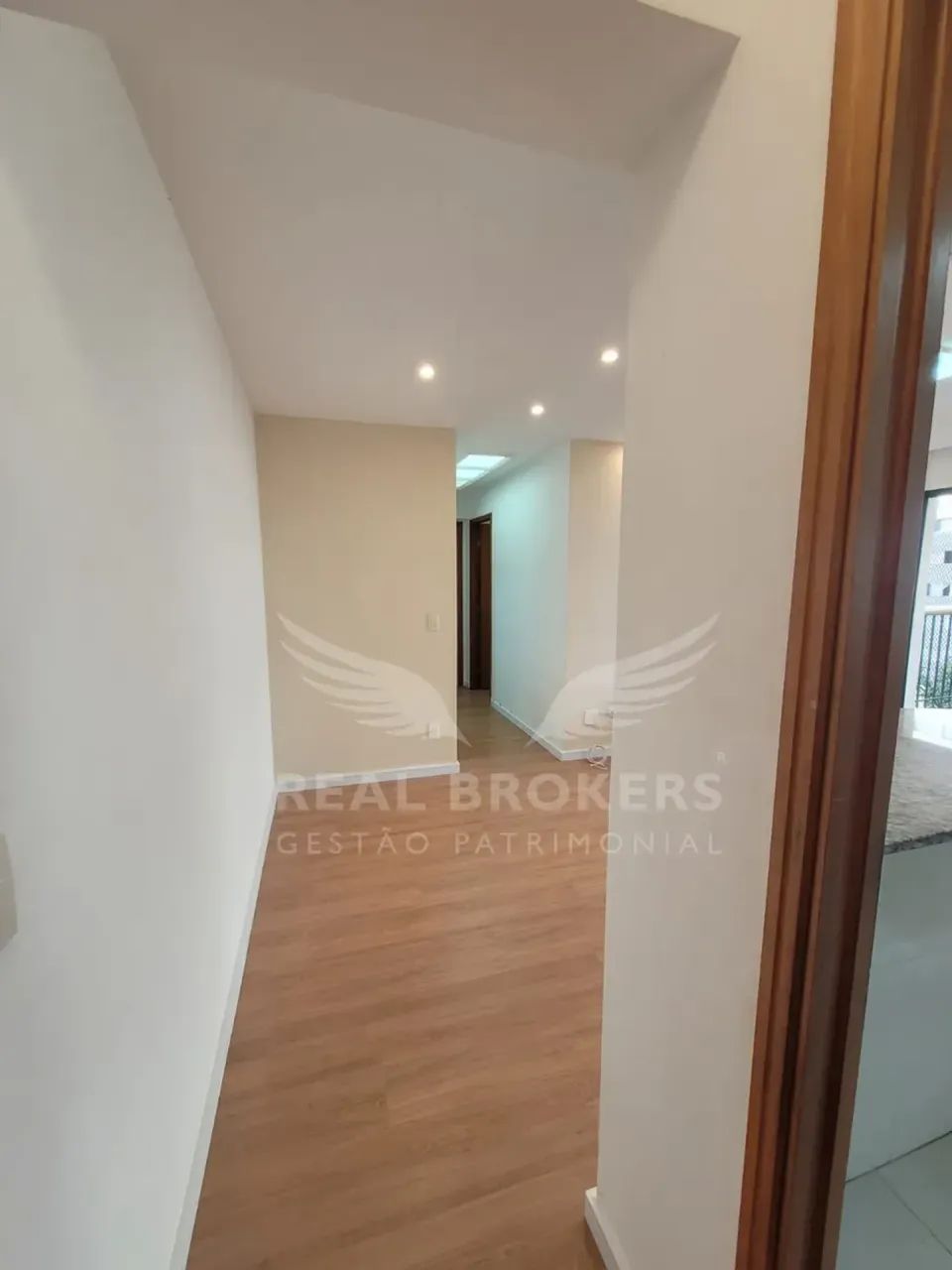 Apartamento para locação com 60 m² de área útil, 2 Dormitórios, sacada e 1 Vaga em Alphavi - Foto 2
