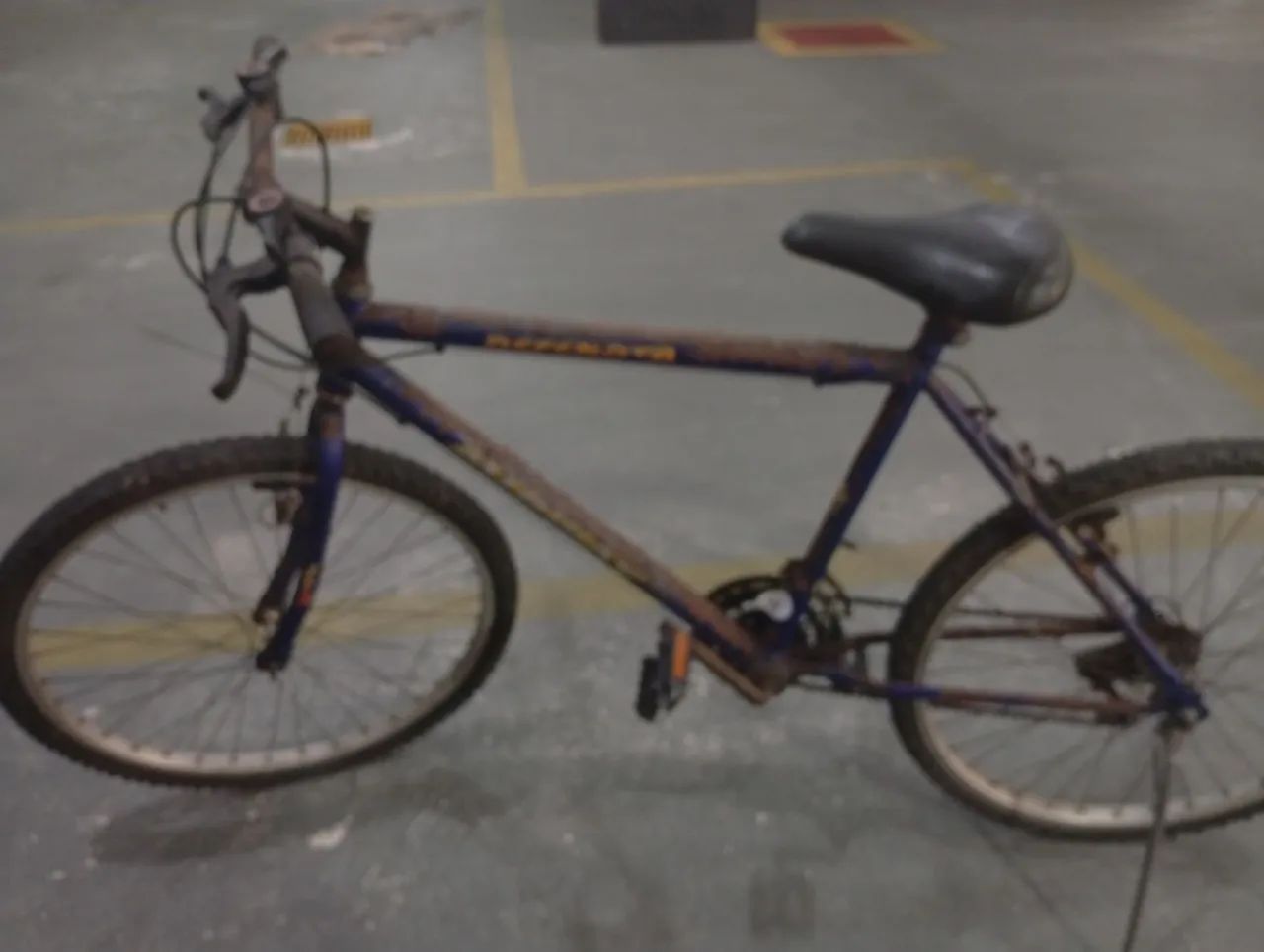 Bicicleta com marchas aro 26
