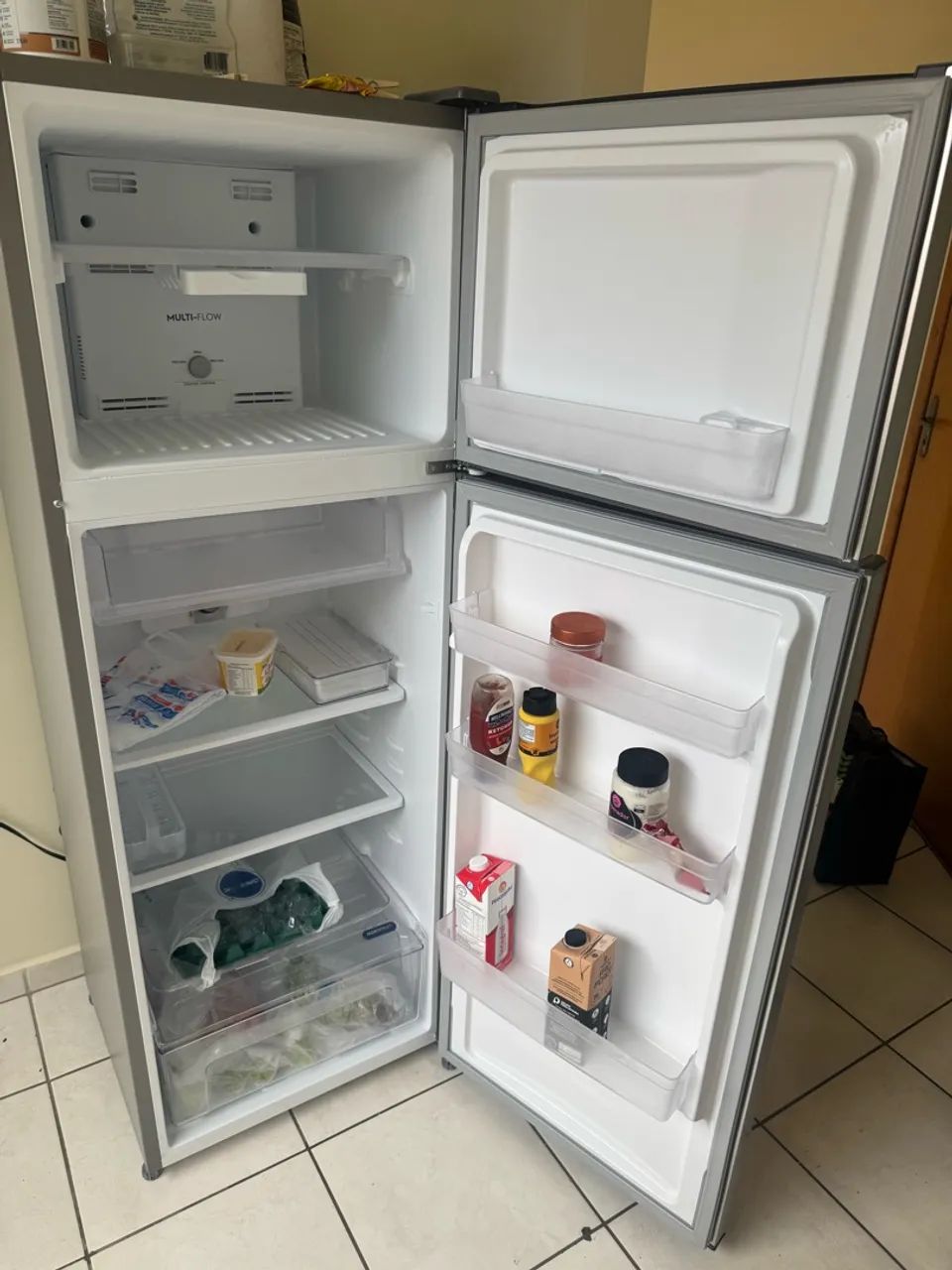 Geladeira Electrolux 320L NOVA - Foto 4