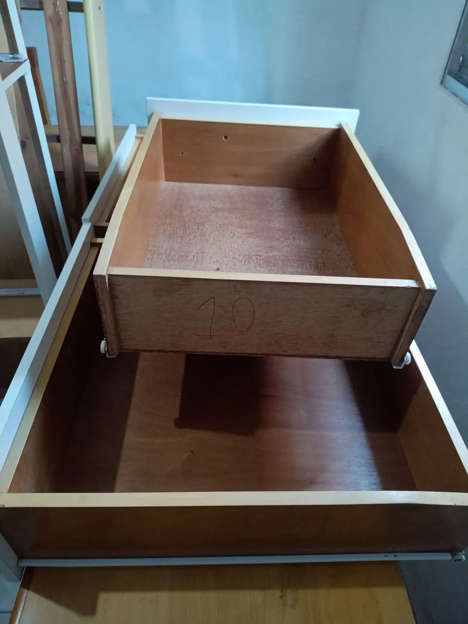 Cama de Solteirão 1,30x1,90m com 3 Gavetas e Baú - Foto 4