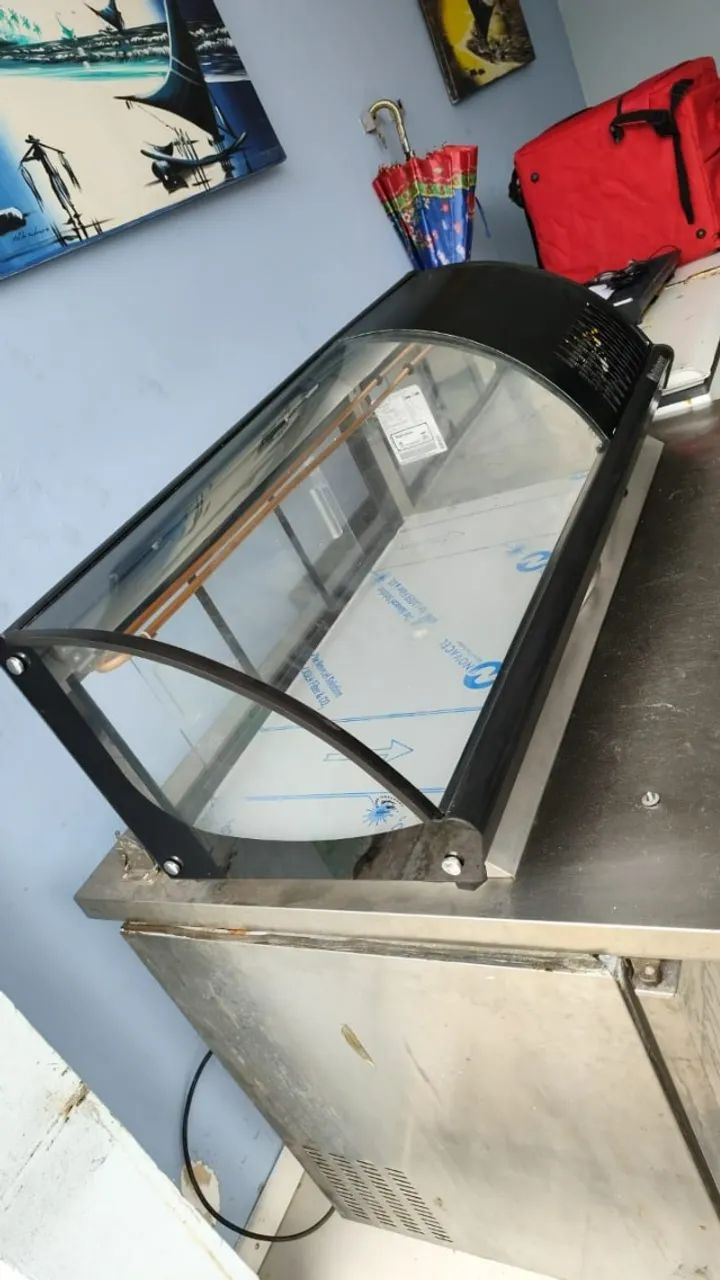 Vitrine de Sushi Refrigerada Gelopar 1,20m Preta - NOVA (Nunca Usada) - Foto 4