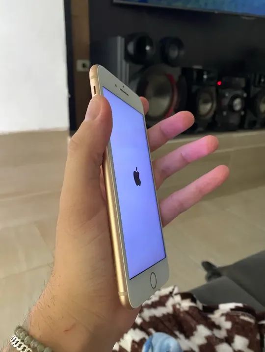 Iphone 8 Plus Dourado 64GB - Conservado