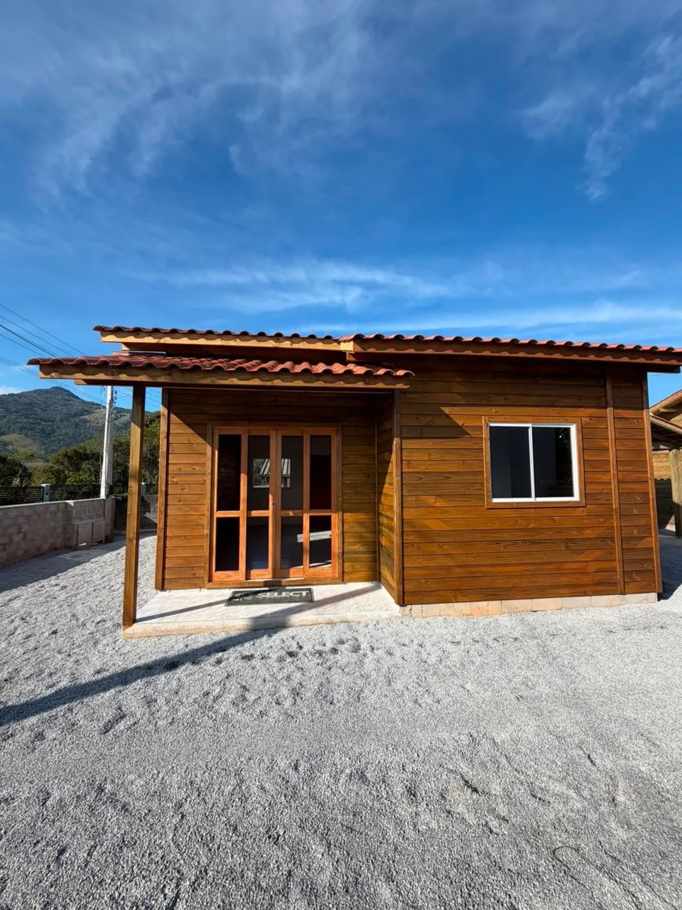 CASA NOVA Semi-mobiliada com 2 garagens em Paulo Lopes - Lugar Tranquilo  - Foto 4