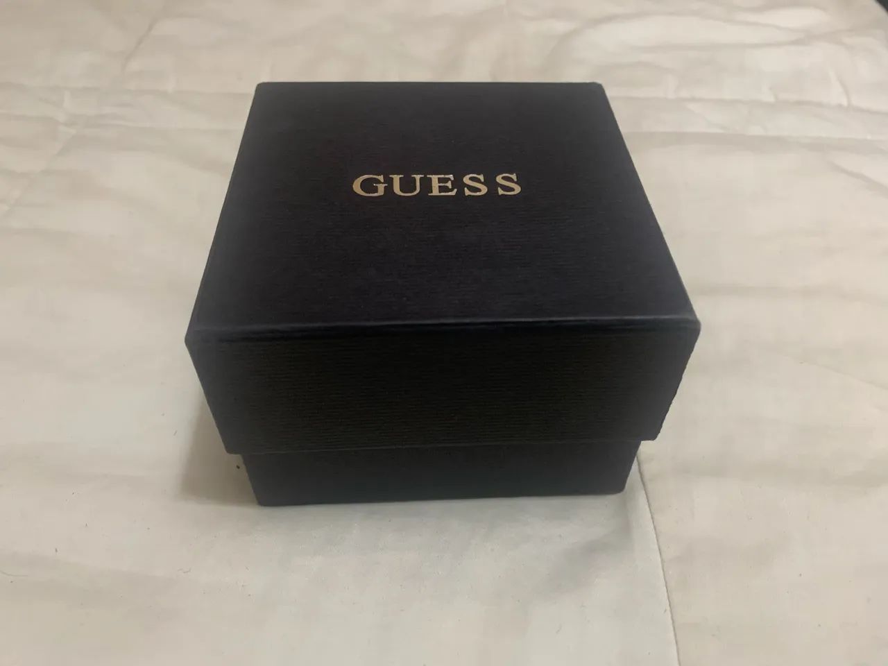 Caixa Guess Papelão  - Foto 2