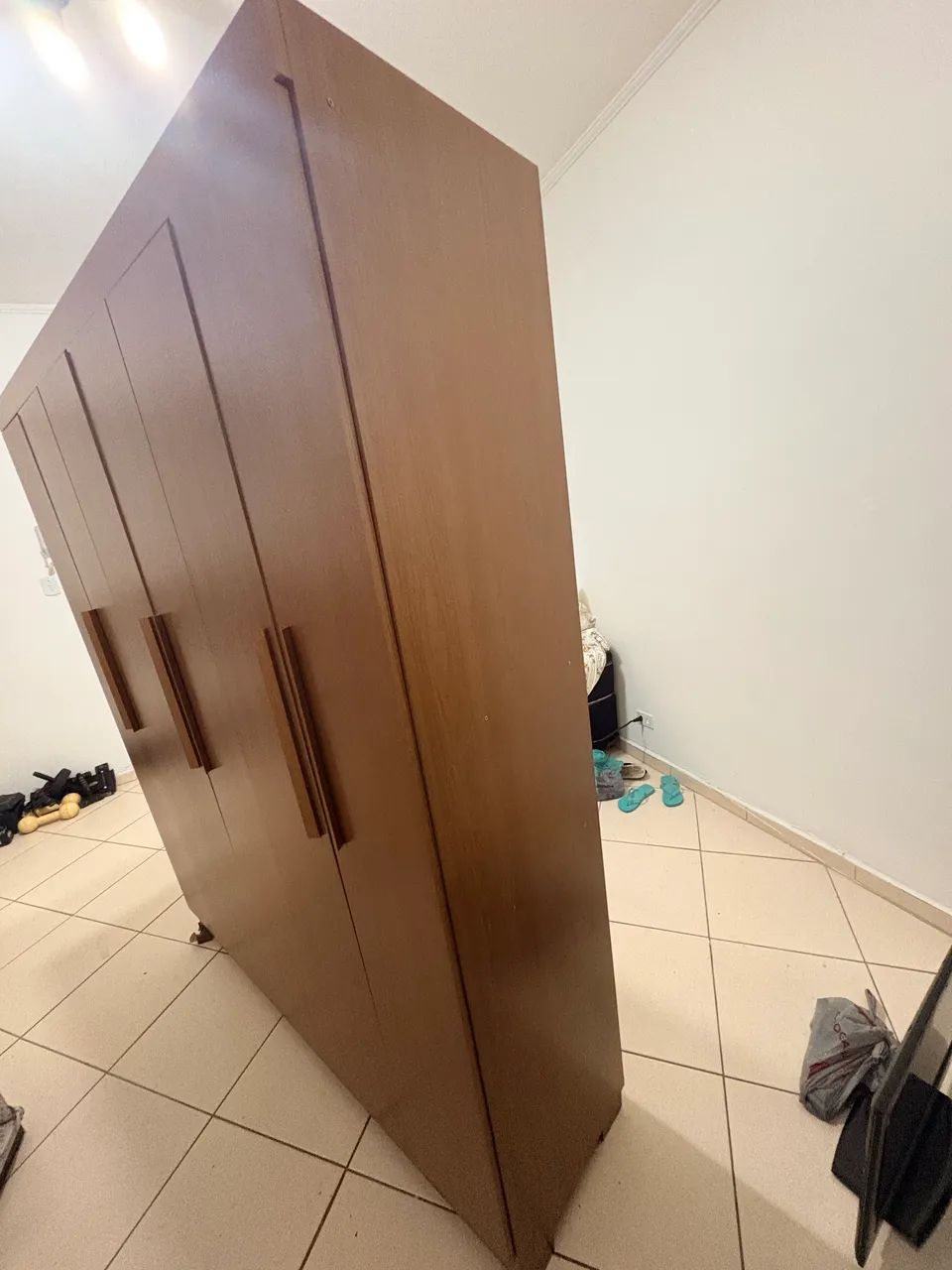 Guarda roupa 6 portas - Foto 2