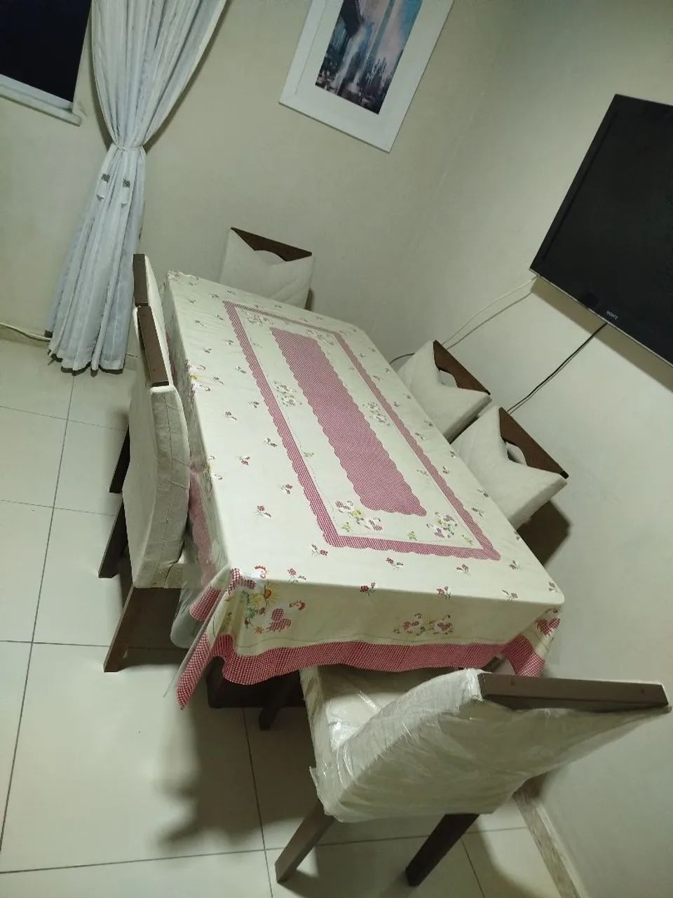 Anúncio de mesa com 6 cadeiras  - Foto 2
