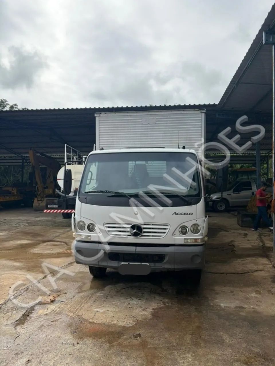 MB ACCELO 915 ANO 2012 BAU 5,5M  - Foto 2