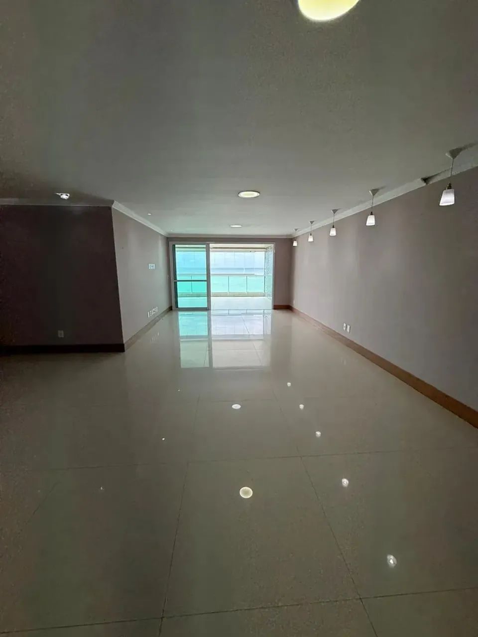 Edifício Riviera Del Mare | Beira-Mar | 258m² | 4 Suítes | 4 Vagas em Cruz das Almas - Mac - Foto 3