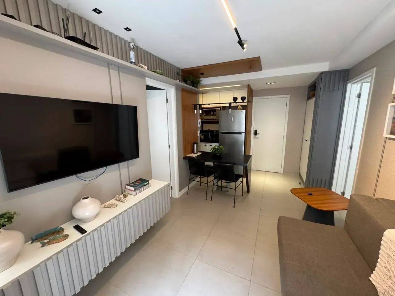 Apartamento para venda possui 59 metros quadrados com 2 quartos em Jardim Oceania - João P