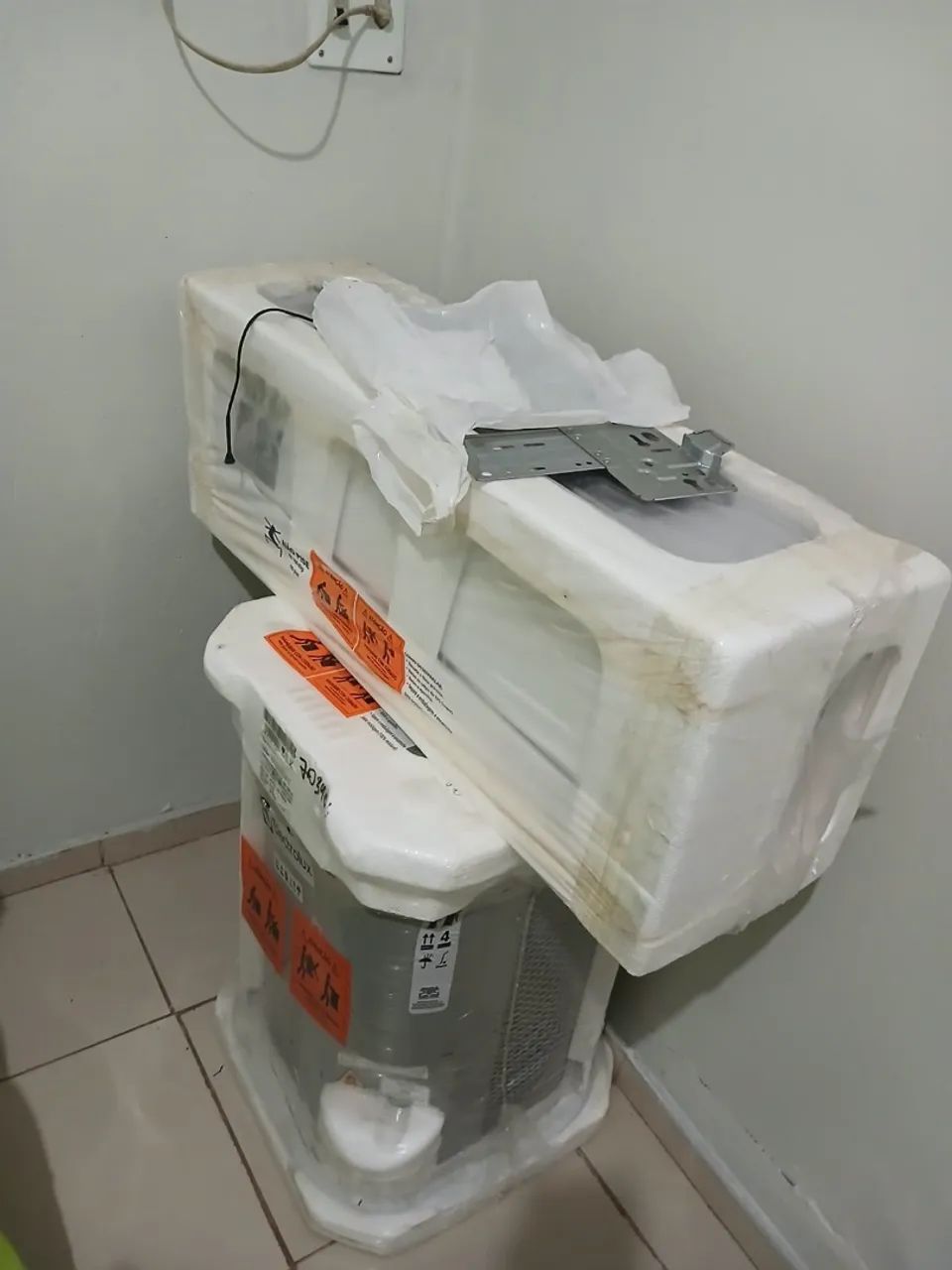 Ar condicionado split 12.000 Btus eletrolux  - Foto 3