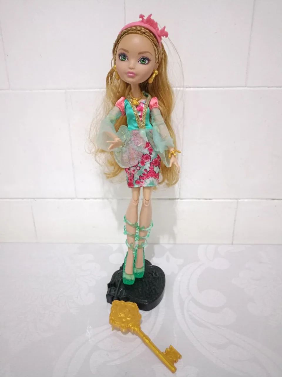 Boneca Ever After High Ashlynn Ella 