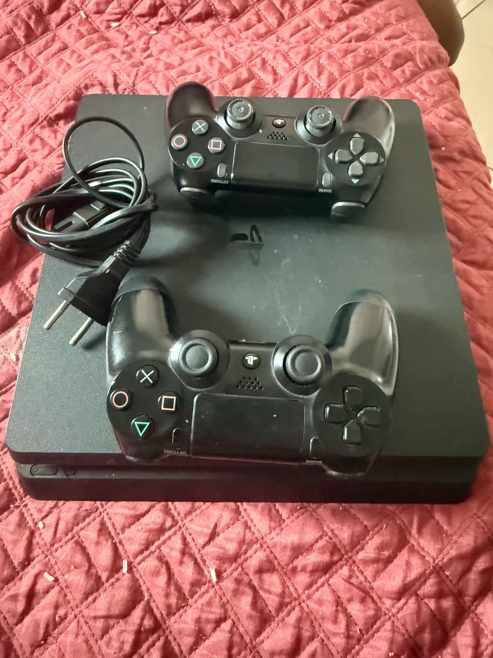 Vendo PS 4 slim 