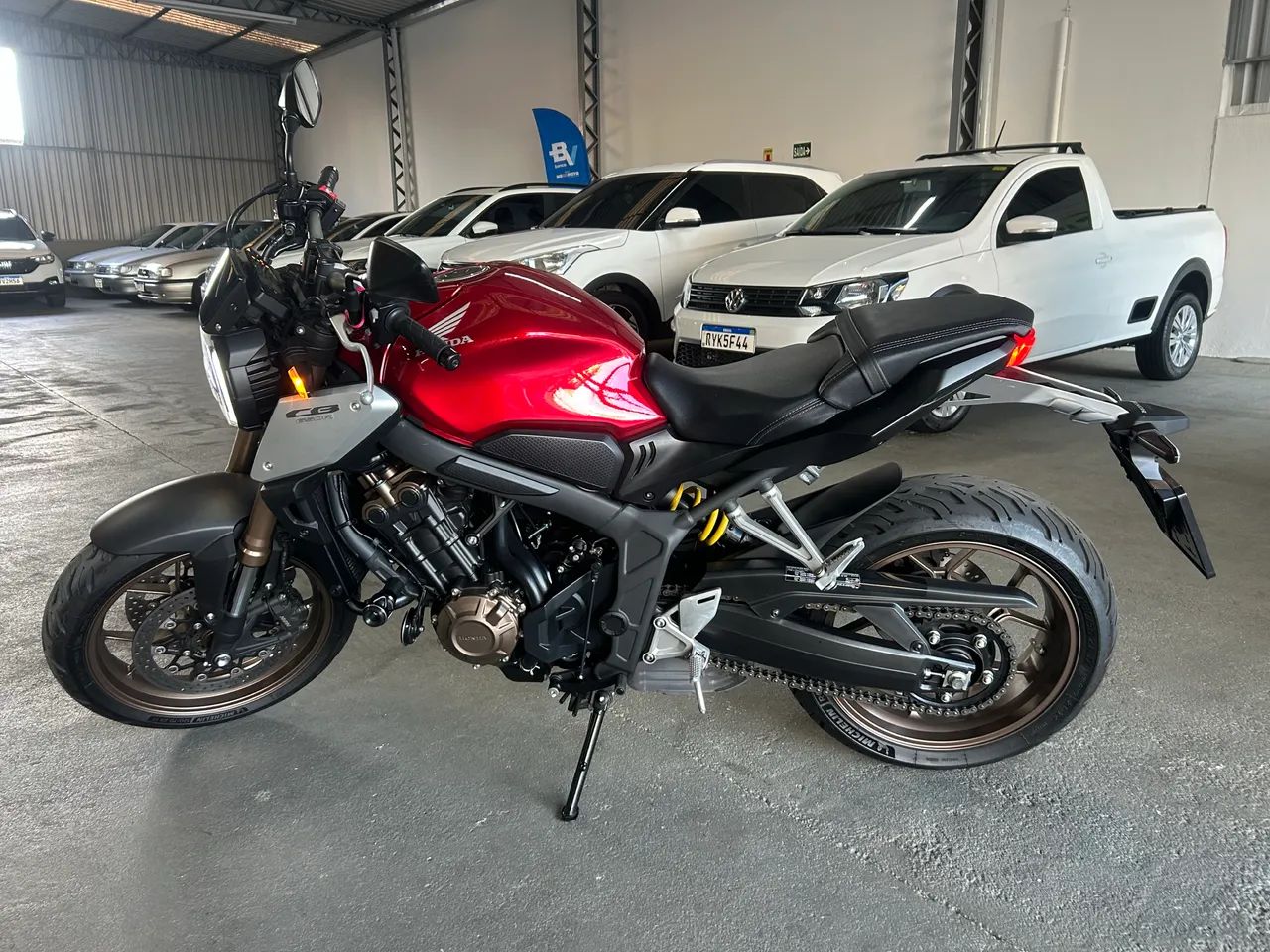 CB 650R ABS 2022 c/ 12.000 km  - Foto 5