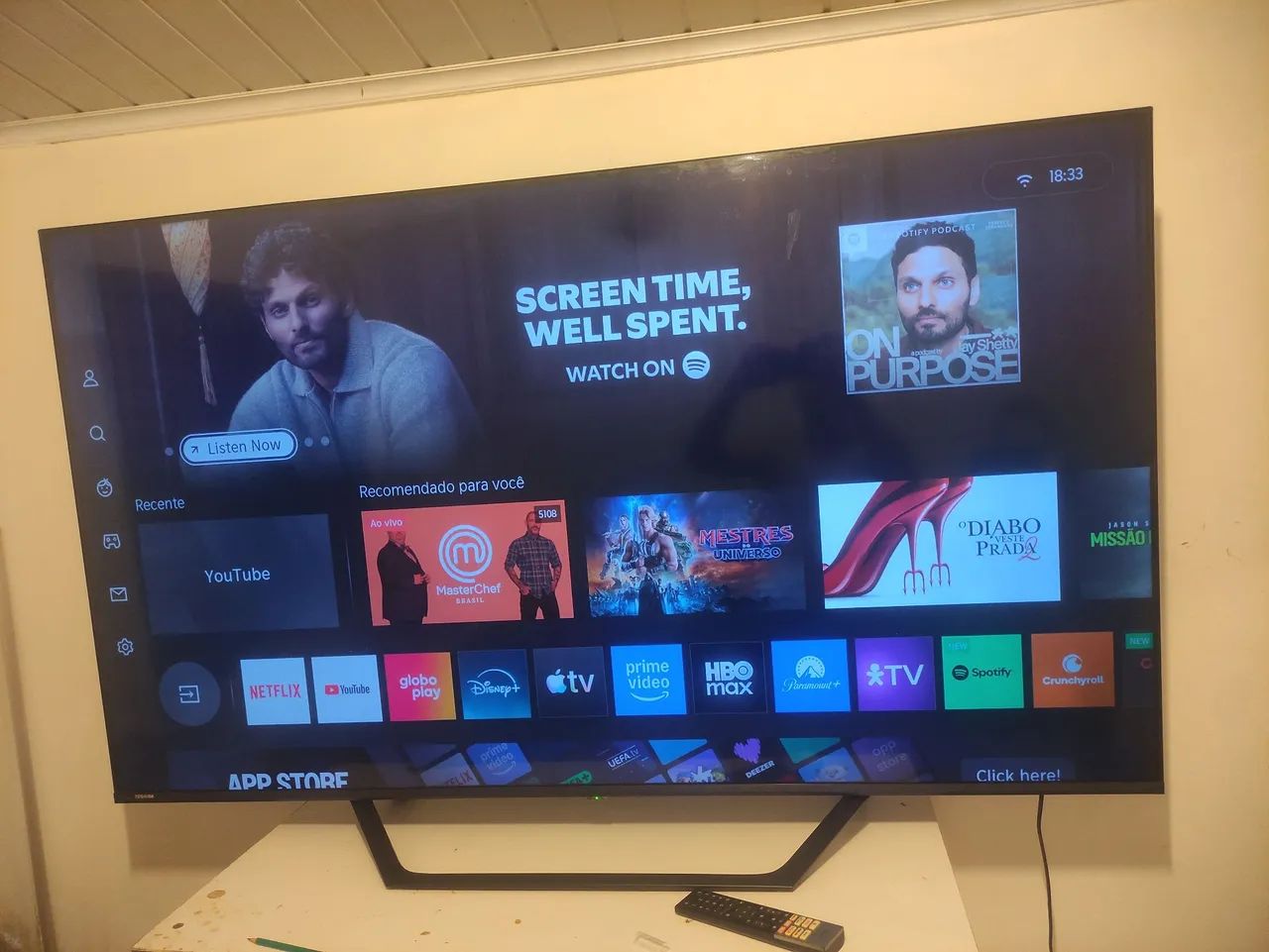 Tv Toshiba 65 polegadas smart 4k funcionando tudo perfeitamente sem detalhe tv conservada - Foto 5
