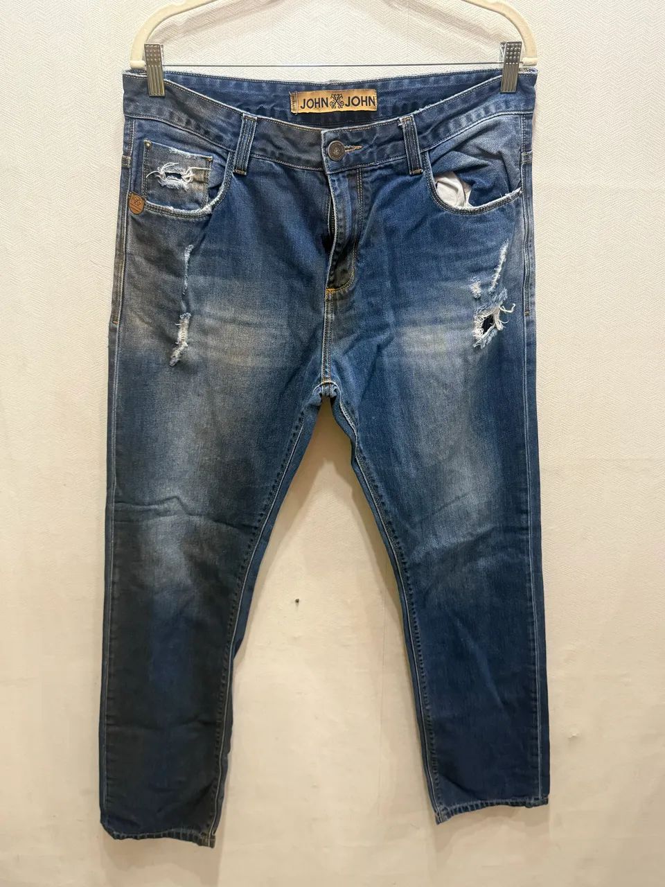 Calça jeans Jhon Jhon tamanho 42, seminova  - Foto 3
