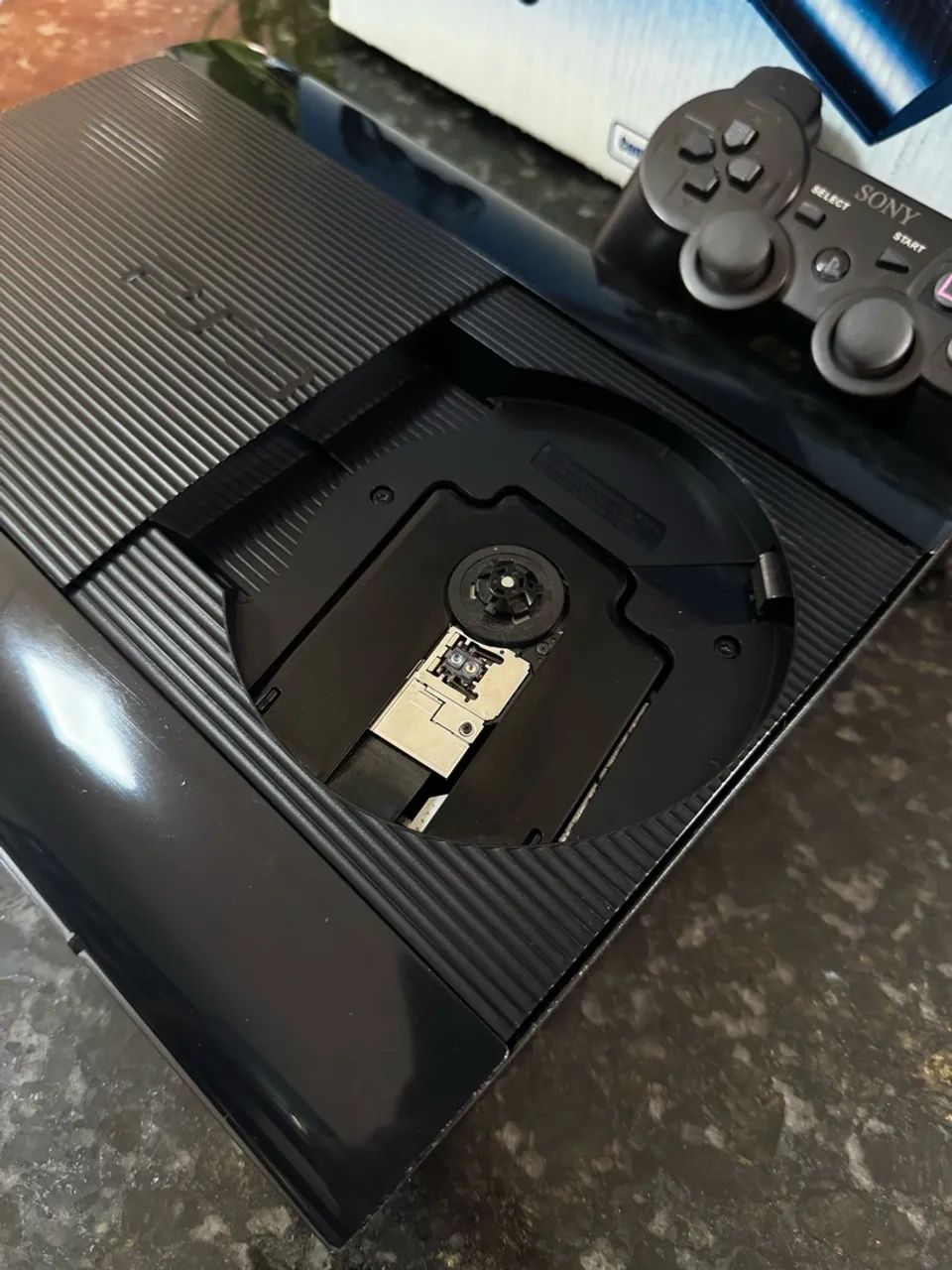 Ps3 Super Slim completo com caixa  - Foto 3