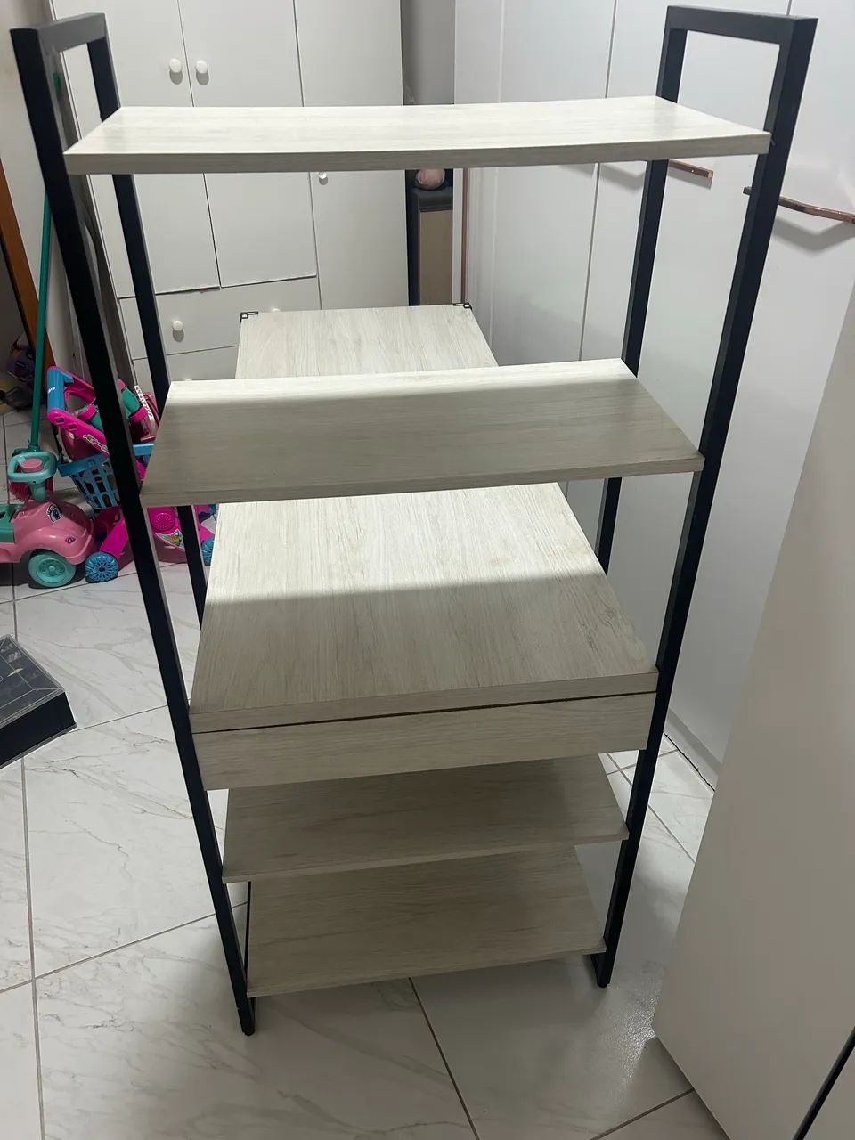 Mesa de estudos  - Foto 3
