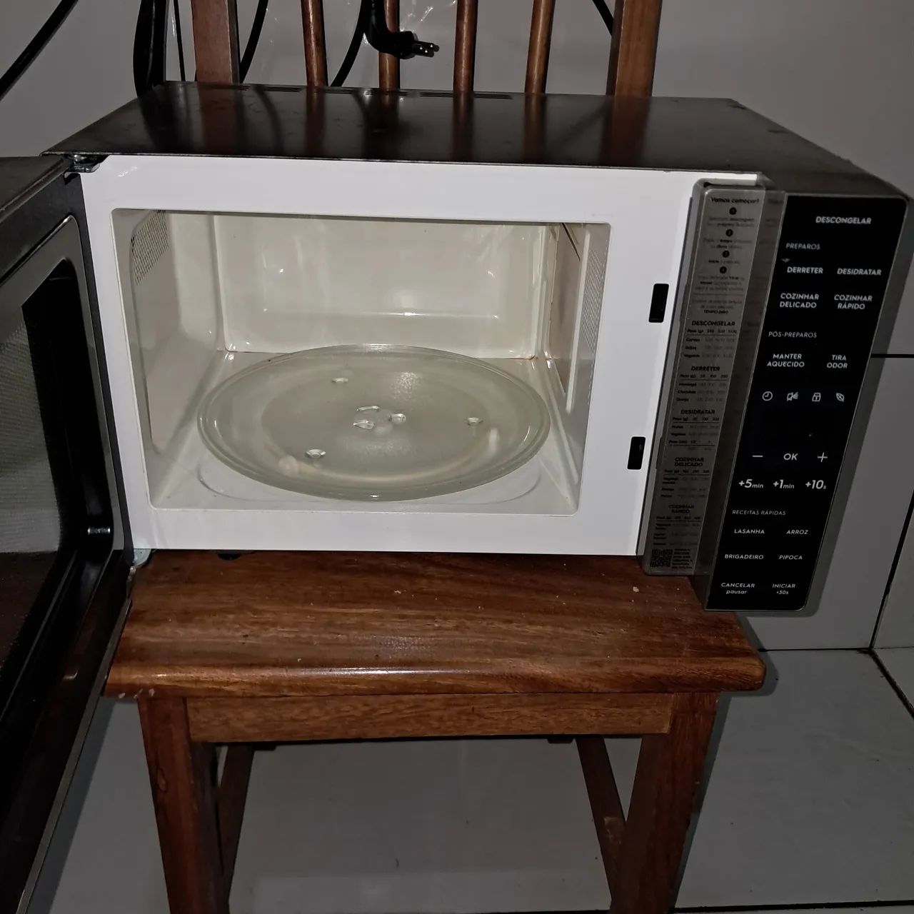 Micro-ondas Electrolux 23L - Foto 2
