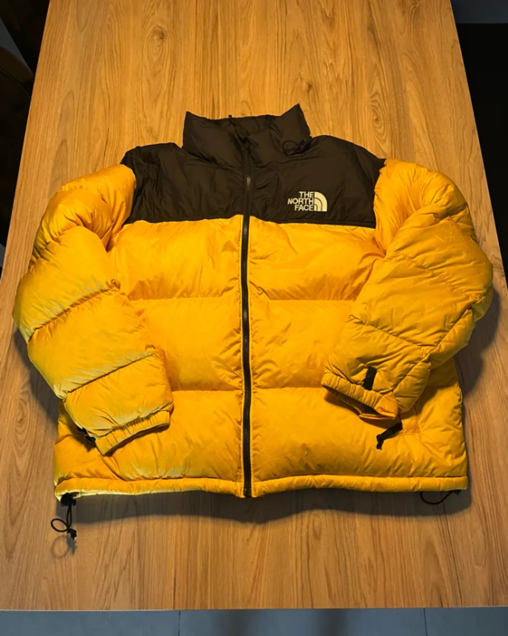Jaqueta The North Face Nuptse 1996 Amarela