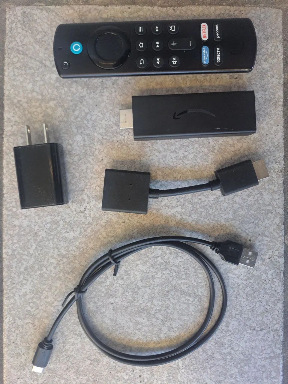 Fire tv stick amazon 3 geração full hd 1080 com controle alexa.  - Foto 2
