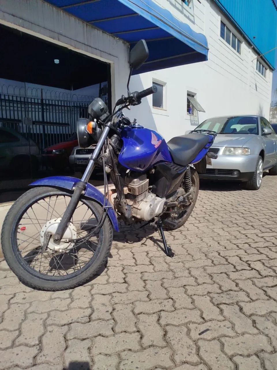 CG FAN 125 2010 - Foto 3
